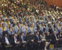Acto de Graduación en la UTB. Los representantes del Grupo CEF.- UDIMA, en primer término.
